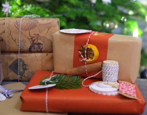 Vintage-Gift-Wrapping